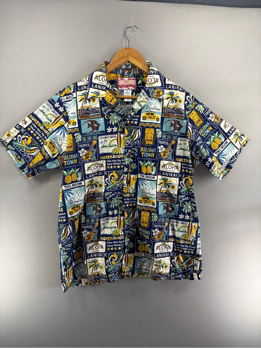 RJC Short Sleeve Hawaiian Shirt Men's Made USA Large Retro Island Place